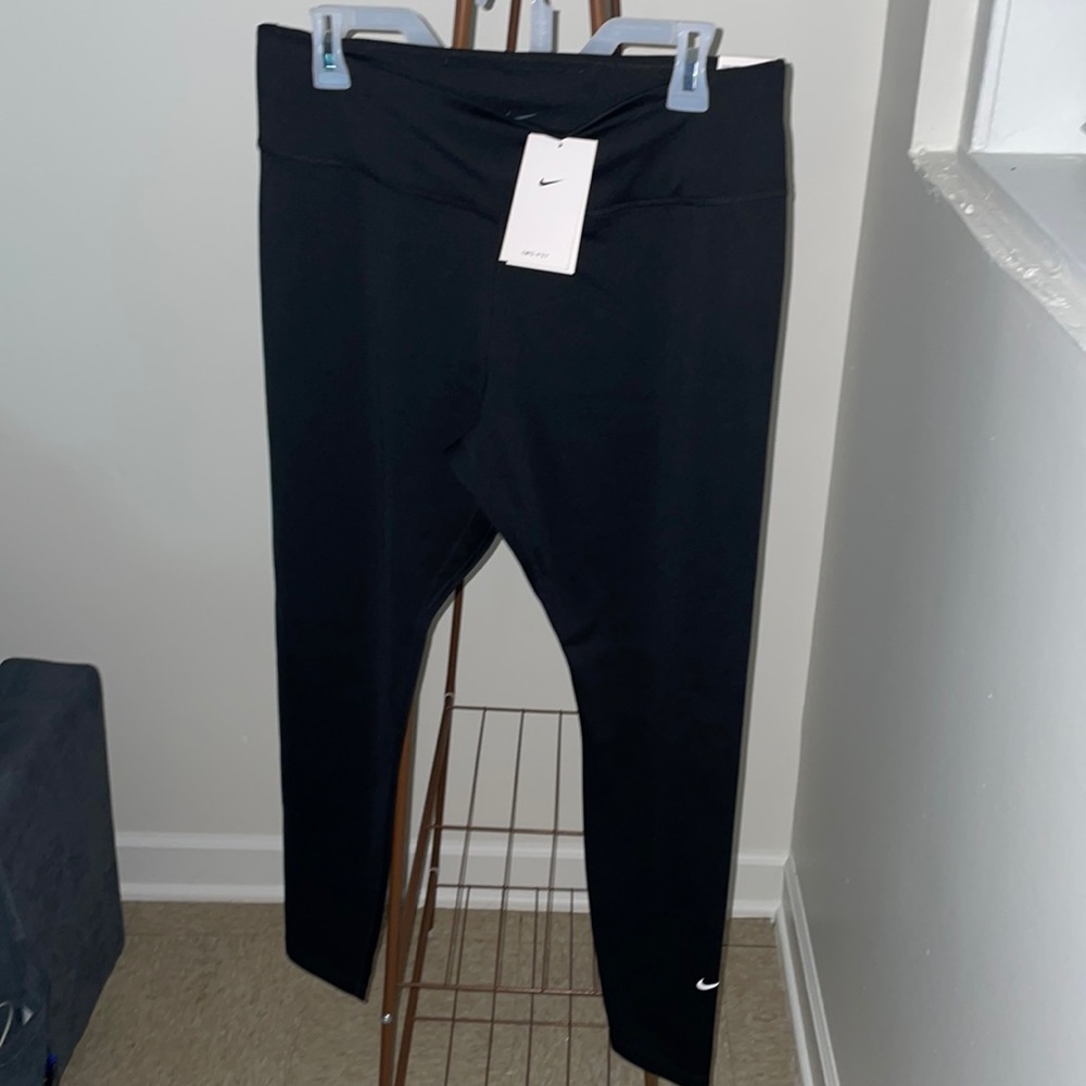 Nike tight fit midrise legging